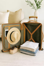 Gatsby Vintage Style 2-Piece Hardside Carry-On Retro Train Case Spinner Luggage Set - Navy