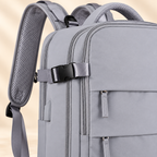 Vacuum Travel Backpack — detail view